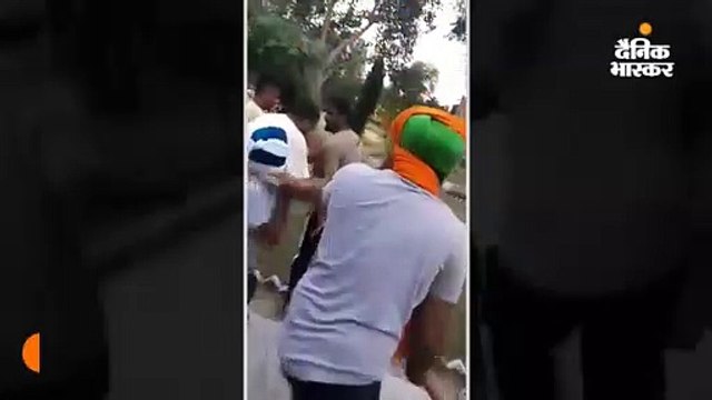 छेड़खानी से गुस्साए लड़की के घर वालों ने युवक को लातों-घूंसों और बेसबैट से पीटा, 7 पर केस दर्ज