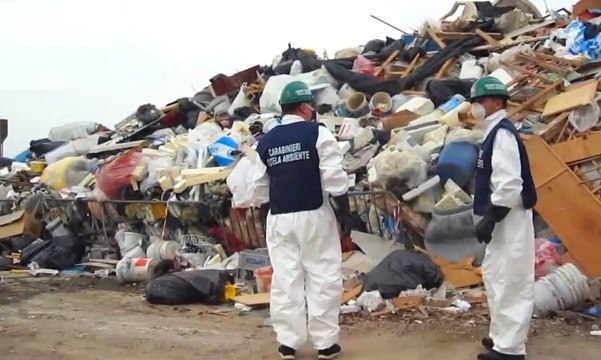 Azienda fallita riconvertita in discarica abusiva di rifiuti: blitz del Noe nel Trevigiano (27.09.19)