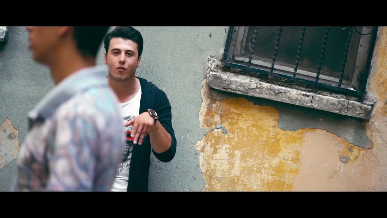 Oğuz Taban - Onlar Üşür