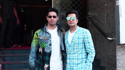 Watch Trailer Launch of Movie Marjaavaan with Sidharth, Riteish, Tara and Others