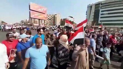 Mısır'da Sisi destekçilerinden gösteri