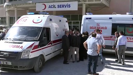 Öğrenci servisi şarampole devrildi: 2 ölü, 5 yaralı (2) - HAKKARİ