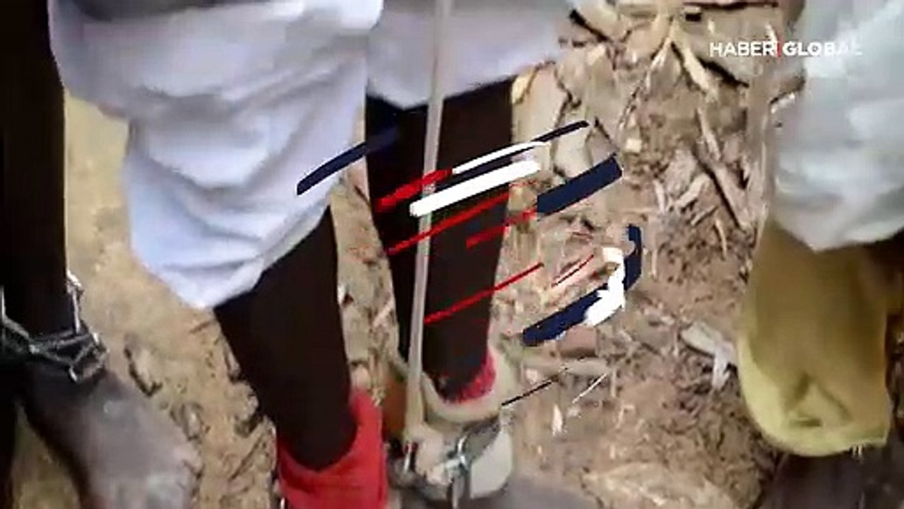 Nijerya'da zincirlenmiş ve işkence edilmiş 300 kişi bulundu!