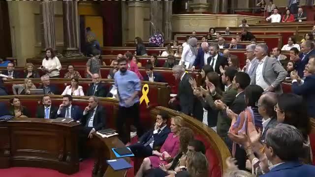 El Gobierno impugnará las resoluciones del Parlament