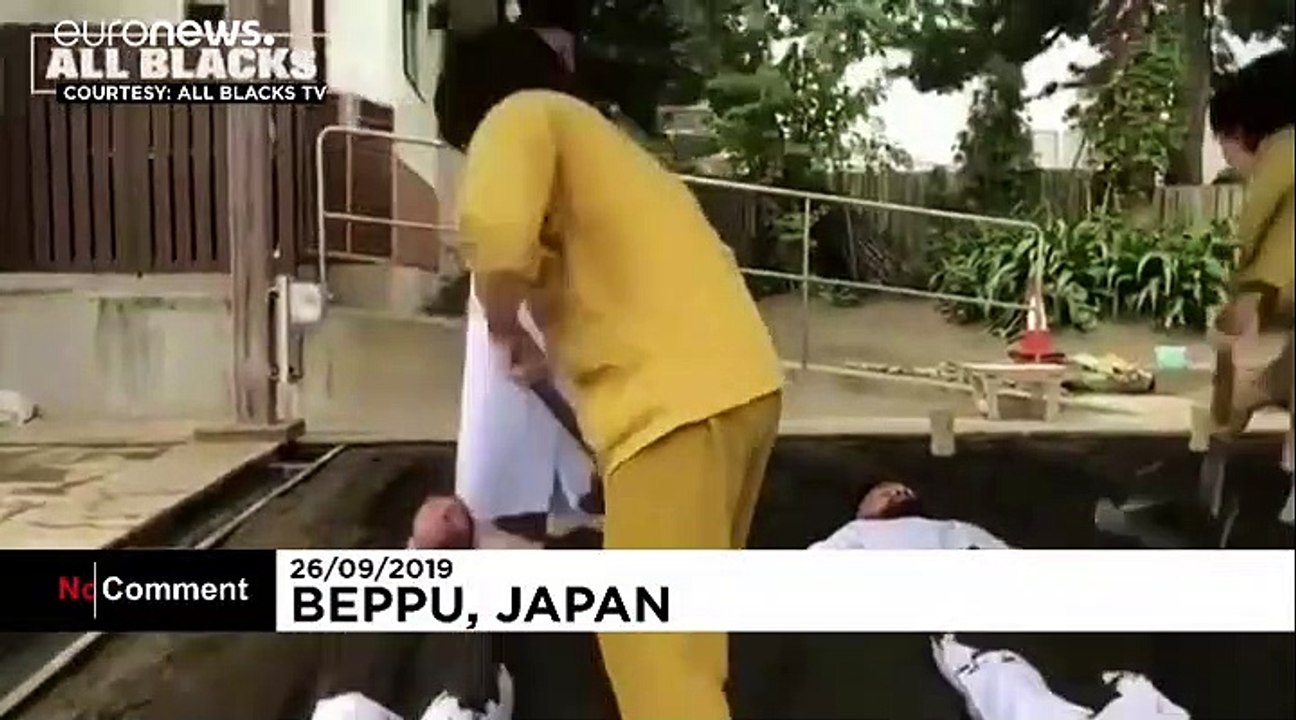 Au Japon, les joueurs néo-zélandais de rugby ont profité d'une pause détente