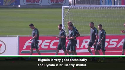 Ronaldo good enough to play with anyone - Sarri