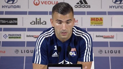 8e j. - Lopes : "Sylvinho va trouver les solutions"