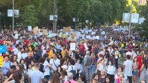 Miles de personas se manifiestan por el clima en Madrid