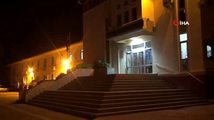 Tartıştığı eşini bıçaklayarak öldüren zanlı adliyeye sevk edildi