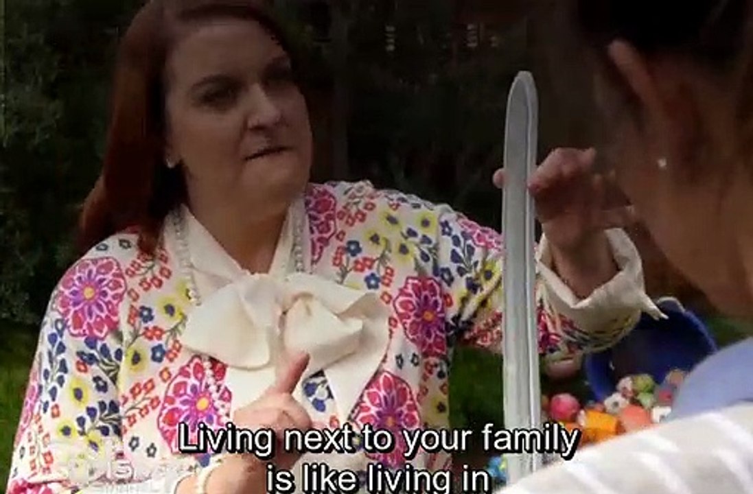 Stuck in the Middle S01E09 Stuck with Mom's New Friend