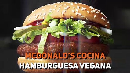 Mcdonald’s cocina hamburguesa vegana