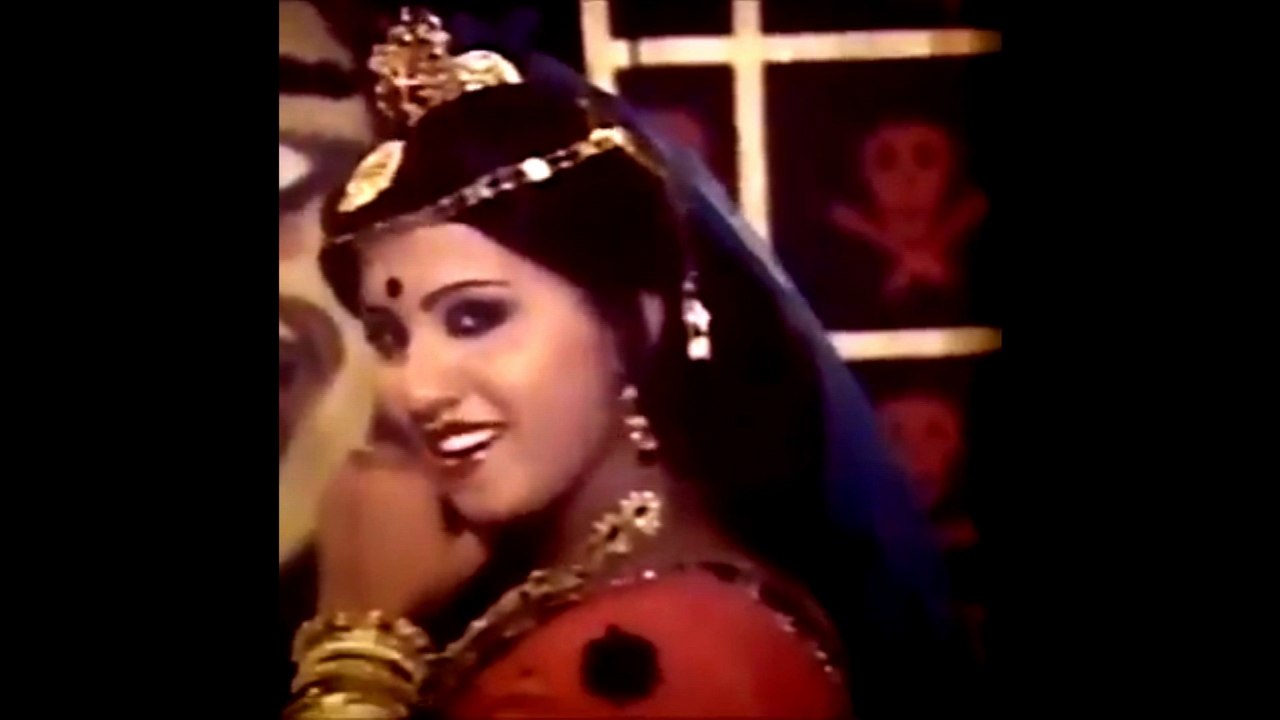 চোখে চোখ রেখে যাও/Chokhe chokh rekhe jao- শিল্পী - রুনা লায়লা.  ছায়াছবি - রাজ সিংহাসন