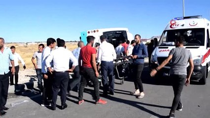 Malatya'da halk otobüsü devrildi: 25 yaralı