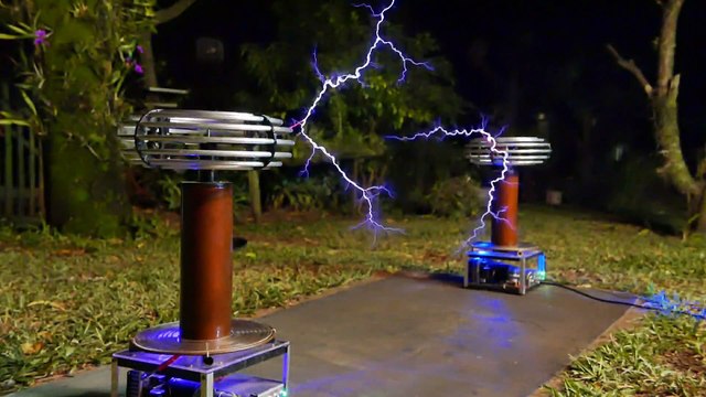 Close to the Sun - Bobinas de Tesla