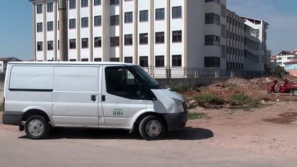 Turşu bidonları yoksul öğrenciler için doluyor