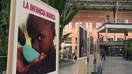 Save the Children expone por su centenario 'La infancia marca'