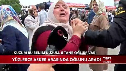 Yüzlerce Asker Arasında Oğlunu Aradı