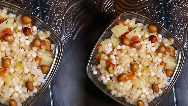 Navratri Special Vrat Recipe | नवरात्रि व्रत के लिए रेसिपी | Sabudana Khichdi Full Recipe | Boldsky