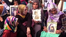 Diyarbakır annelerinin oturma eylemine destek ziyaretleri (1)