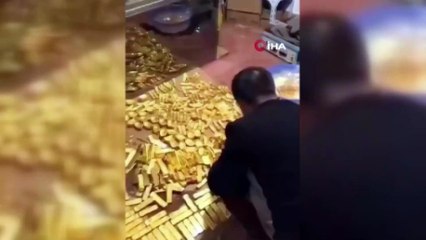 Çin'de eski belediye başkanının evinden servet çıktı