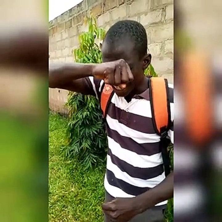 Zokou montre comment Drogba, Kader, fally et autres ont pleuré