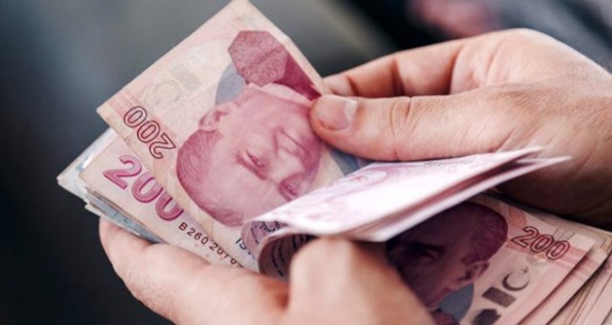 Katar Havayolları 13 bin 341 TL'ye varan maaşla Türkiye'den kabin görevlisi alımı yapacak