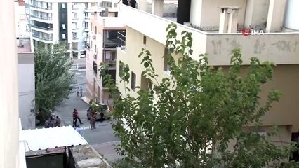 İzmir'de iki grup arasındaki kavga ortalığı karıştırdı