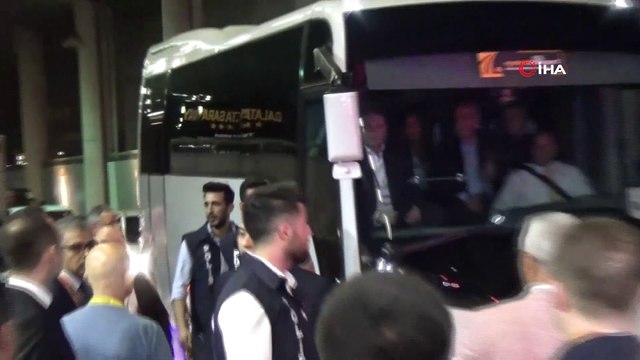 Ali Koç ve Fenerbahçe Yönetimi, TT Stadyumu'nda