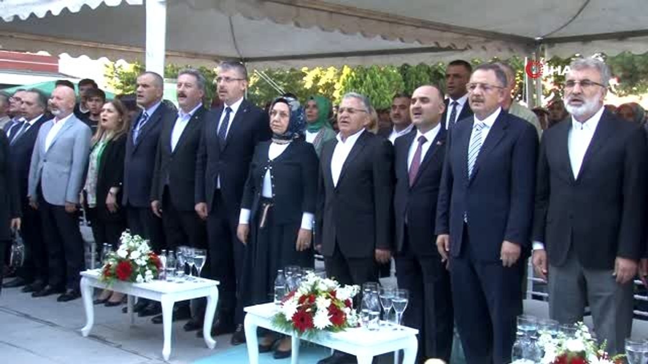 Kültür Merkezi'ne dönüştürülen tarihi Kayseri Kalesi'nin tanıtımı yapıldı