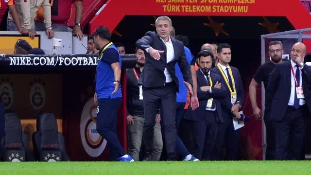 Galatasaray - Fenerbahçe maçından kareler -3-