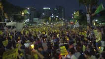 '조국 수호' 촛불집회에 150만...검찰 