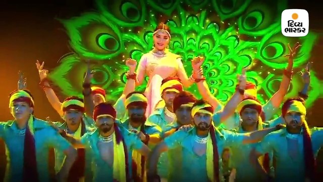 ડાન્સ દિવાને ફિનાલેમાં માધુરીએ મોહી લીધું સૌનું દિલ, ‘ઘર મોરે પરદેસિયા’ પર થીરકી
