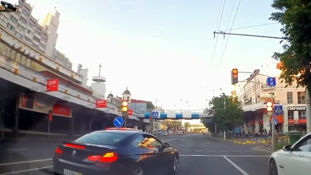 BMW CRASH COMPILATION, BMW IDIOT DRIVERS FAILS -19(1)