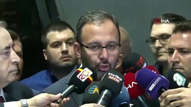 Bakan Kasapoğlu: “Spora Katkısı Olan İki Güzide Kulübümüzü Tebrik Ediyorum”