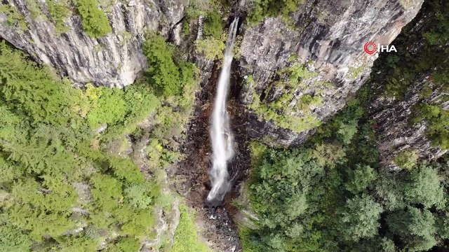 Aytaş Asmasu Şelalesi havadan görüntülendi
