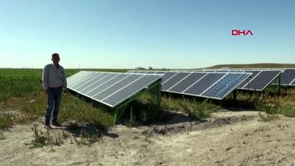 Aksaray tarlasına kurduğu güneş enerjisiyle mazot masrafından kurtuldu