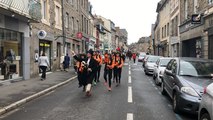 Mille-Sabots dans les rues du centre-ville