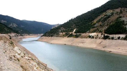 Sular çekildi, köy sakinlerinin hatıraları canlandı