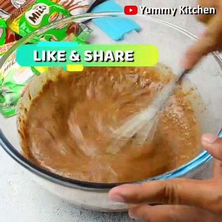 NO-BAKE Milo Cake with Milo Chocolate Frosting Enjoy your two favorite treats...