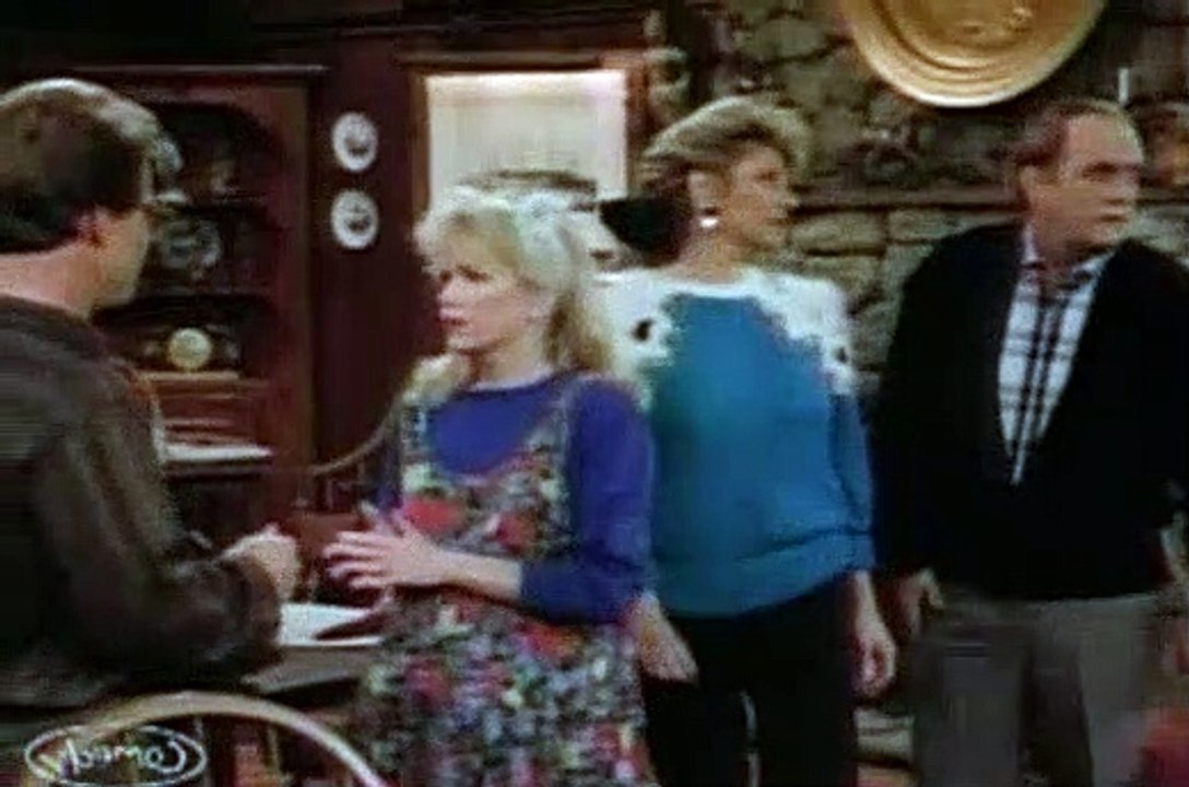 Newhart Season 8 Episode 12 Lights! Camera! Contractions!