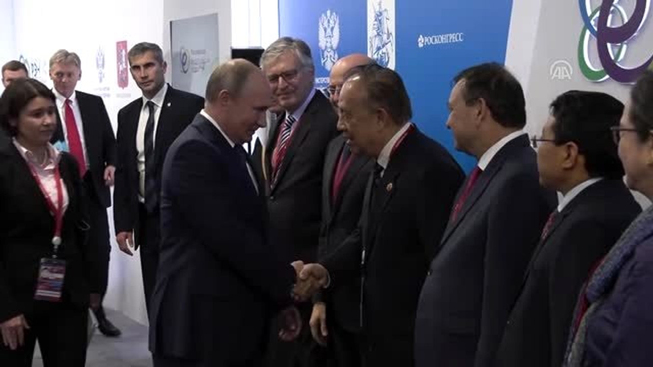 Enerji ve Tabii Kaynaklar Bakanı Dönmez, Uluslararası Rusya Enerji Forumu'na katıldı