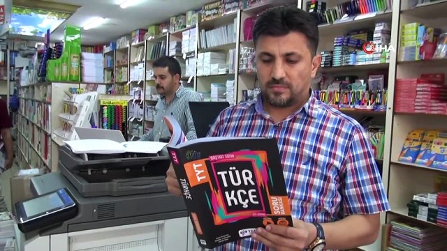 Velileri kızdıran kapak için tasarımcıdan açıklama: 'Türkçe'ye hakaret asla söz konusu değildir. Tasarım dili olarak belirlenmiş bir kurala göre hazırlanmıştır'