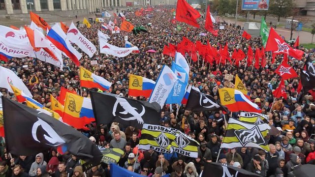Митинг в поддержку фигурантов московского дела