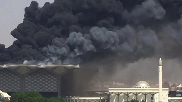Пожар на вокзале в Джидде