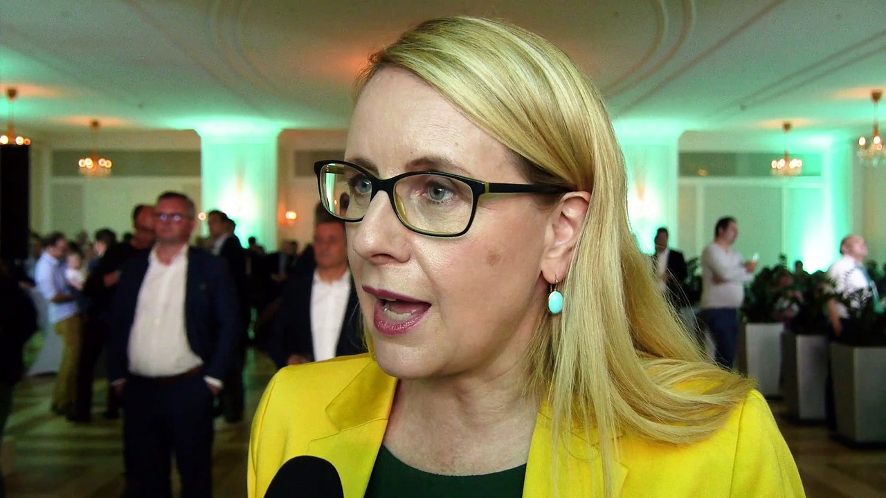 Für Margarete Schramböck ist alles noch offen