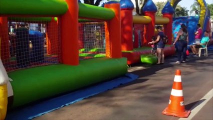 Dia quente é convidativo para aproveitar o Domingão no Calçadão