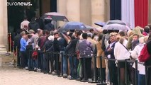 Chirac: in migliaia a Les Invalides per l'estremo saluto al Presidente