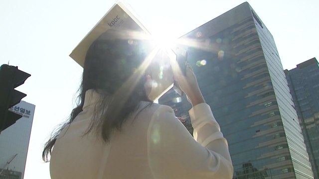 [날씨] 내륙 맑고 늦더위, 서울 29℃...태풍 개천절에 상륙 / YTN