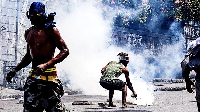 Haiti protests: Calls for President Jovenel Moise to resign