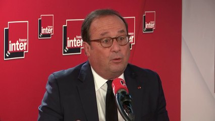 François Hollande : "J'ai connu cette période avec Jacques Chirac où il souffrait de sa maladie, de cette solitude inévitable après une période de pouvoir, et d'une politique qui n'était déjà plus la sienne"
